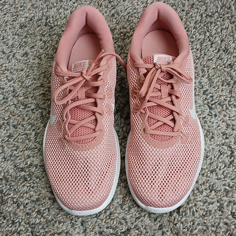 NWOT Nike Women's Flex Trainer Rose Pink Mesh Sneakers